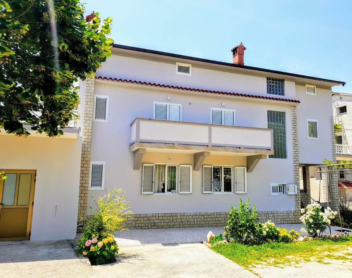 Apartments Ribaric Palit 外观 照片