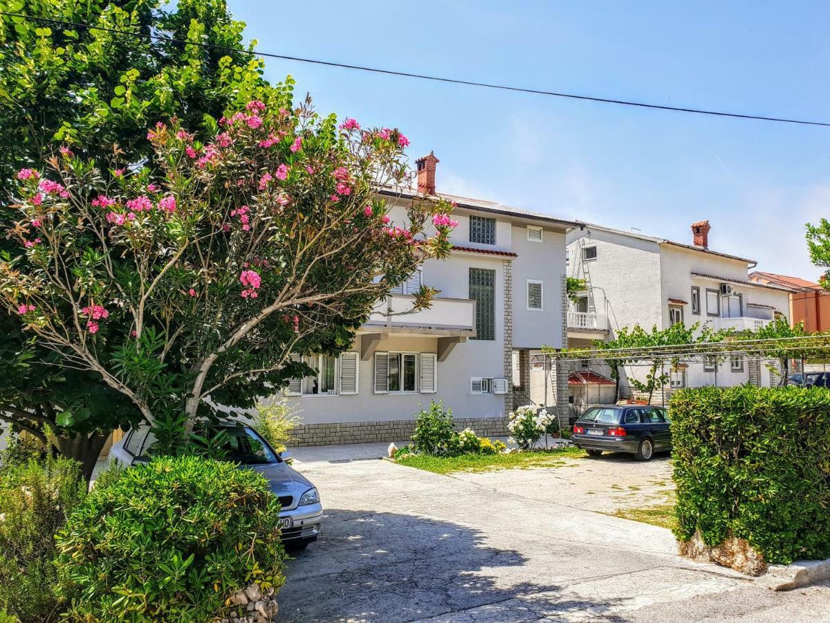 Apartments Ribaric Palit 外观 照片
