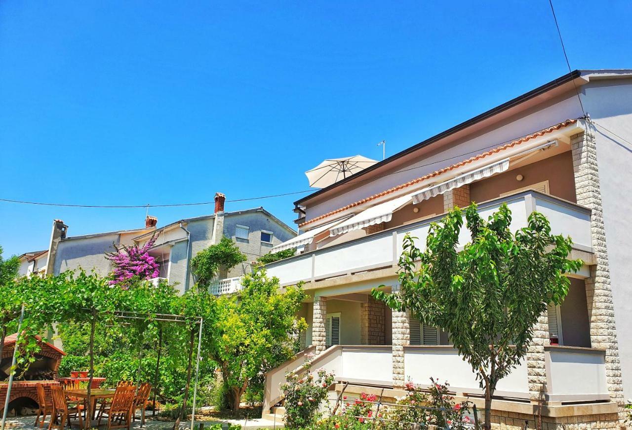 Apartments Ribaric Palit 外观 照片